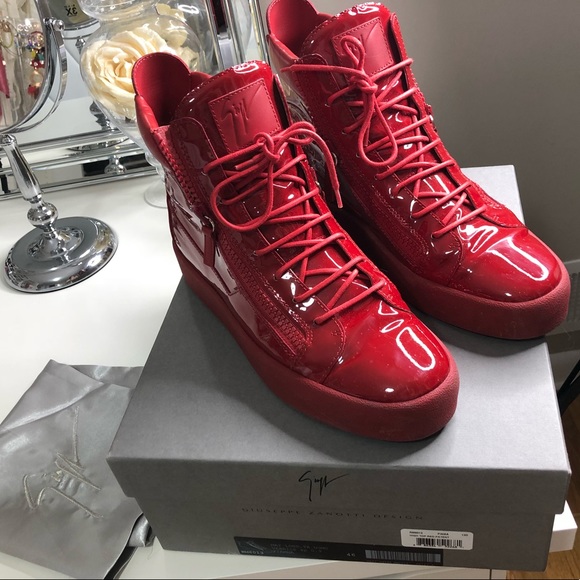 giuseppe size 3